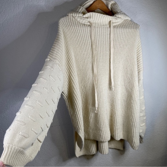 𝅺glam Women's Hooded Sweater Oversized Baggy and Soft Cream Size Medium Large - Picture 6 of 14